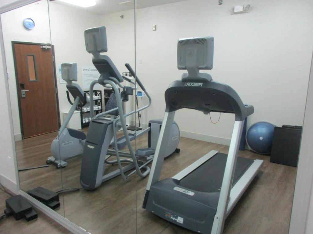 Express By Ihg Hotel O'Neill