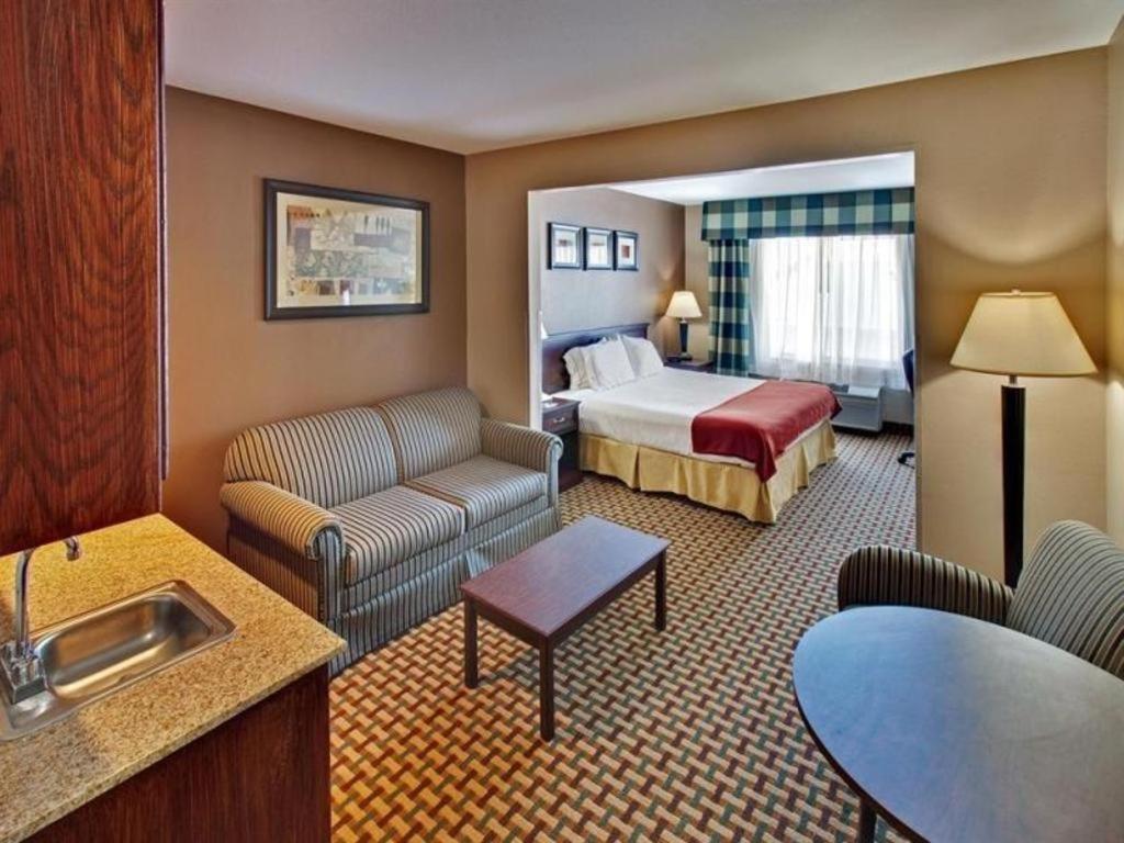 Express By Ihg Hotel O'Neill