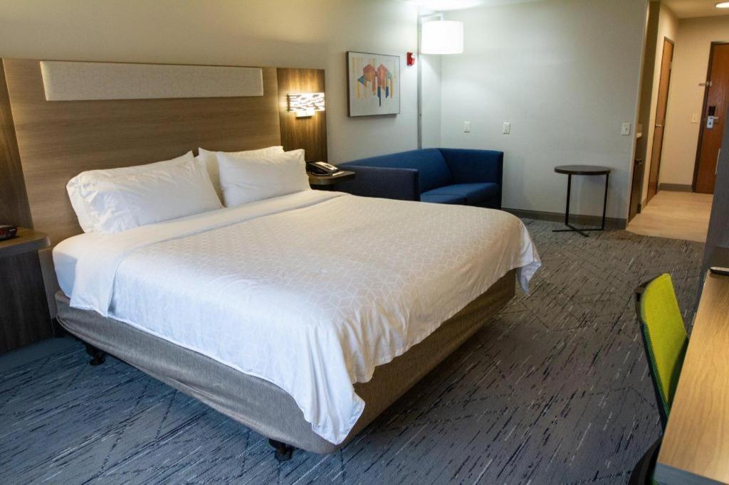 Express By Ihg 2*