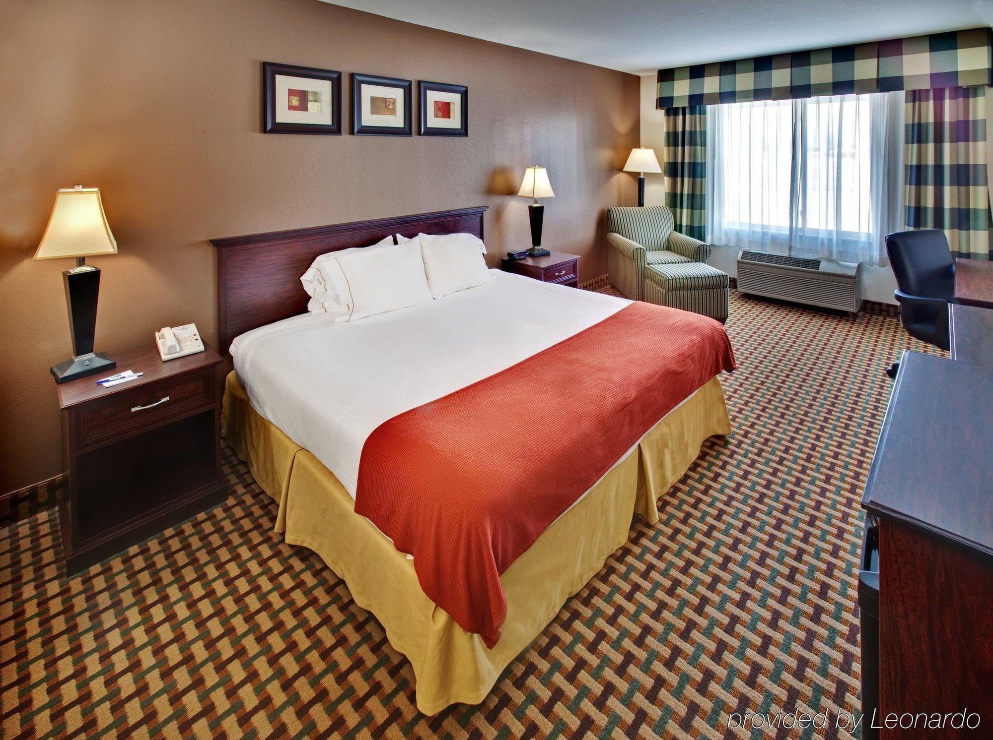 Express By Ihg Hotel